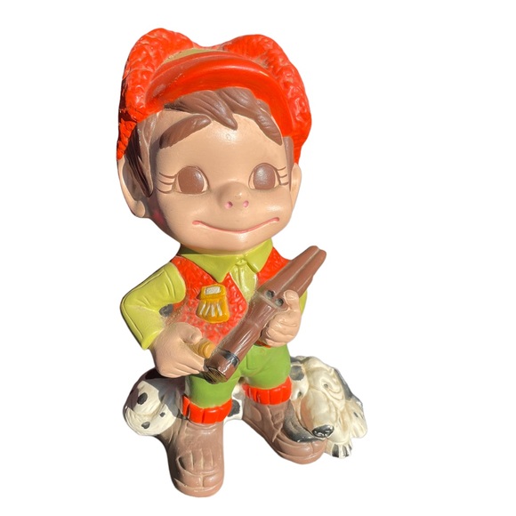 Smiley Hunter Boy Atlantic Mold Vtg 10.5" Ceramic Figurine Rifle & Hound - Picture 1 of 5